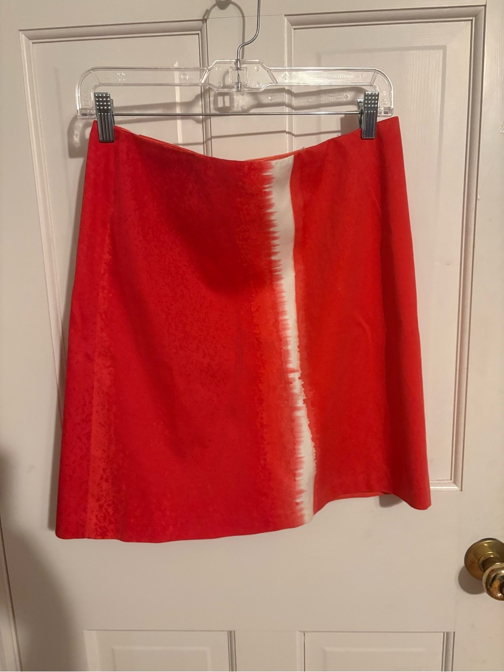 Tahari Behnaz White to Red Ombre Pencil Skirt - Picture 3 of 7
